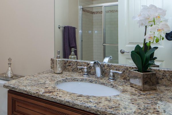 92_Burnett Ave (10 of 15) 92_Burnett Ave (10 of 15)