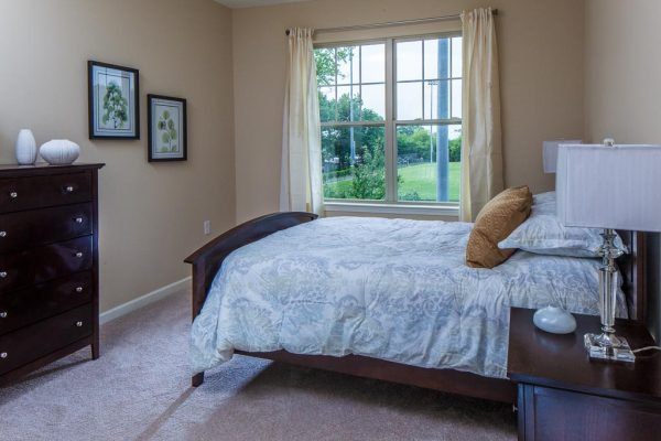 92_Burnett Ave (2 of 15) 92_Burnett Ave (2 of 15)