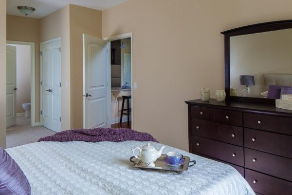 92_Burnett Ave (5 of 15) 92_Burnett Ave (5 of 15)