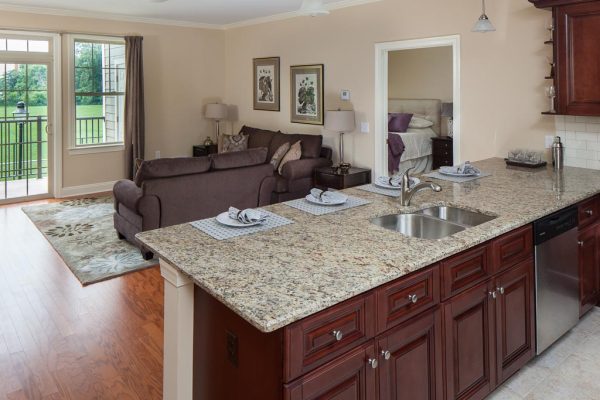 92_Burnett Ave (6 of 15) 92_Burnett Ave (6 of 15)