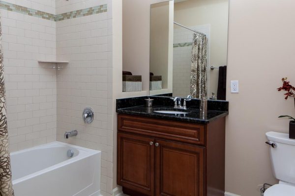 92_Burnett Ave (9 of 15) 92_Burnett Ave (9 of 15)