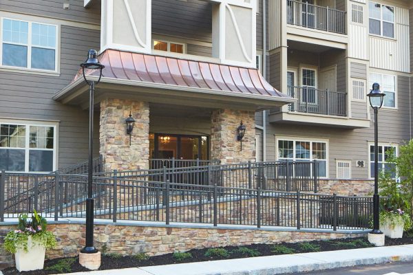 98 Burnett Avenue 2 98 Burnett Avenue 2